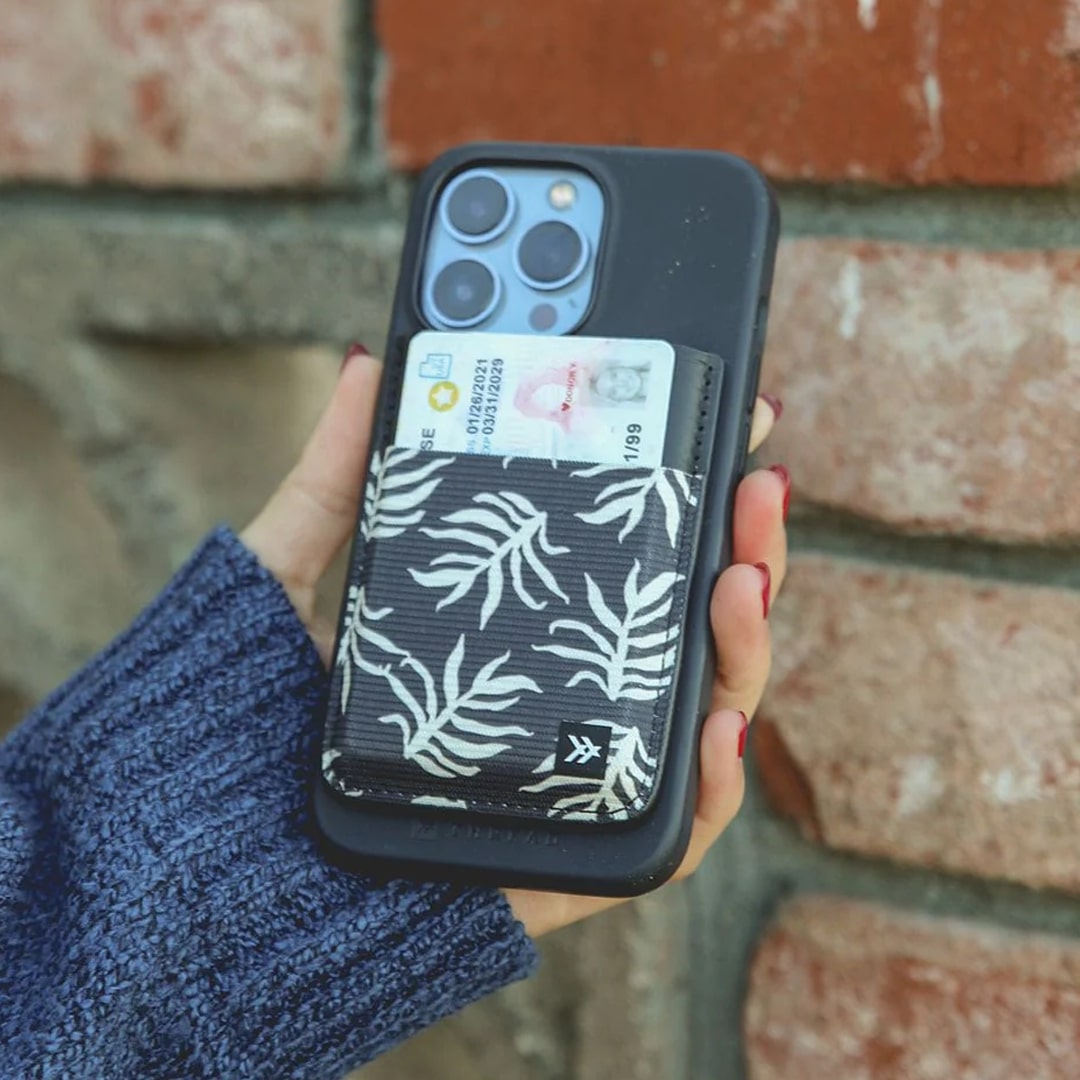 Magnetic Wallets