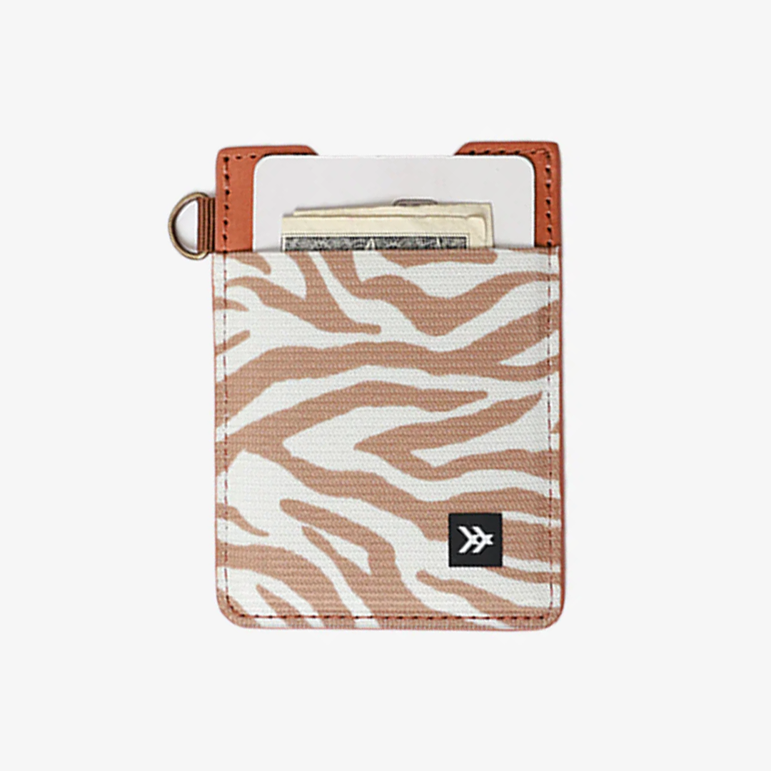 Mozi | Vertical Leather Wallet | RFID-Protected Leather | Thread