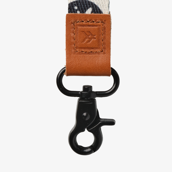 Wristlet Keychain - Sand Dollar Black - Thread®