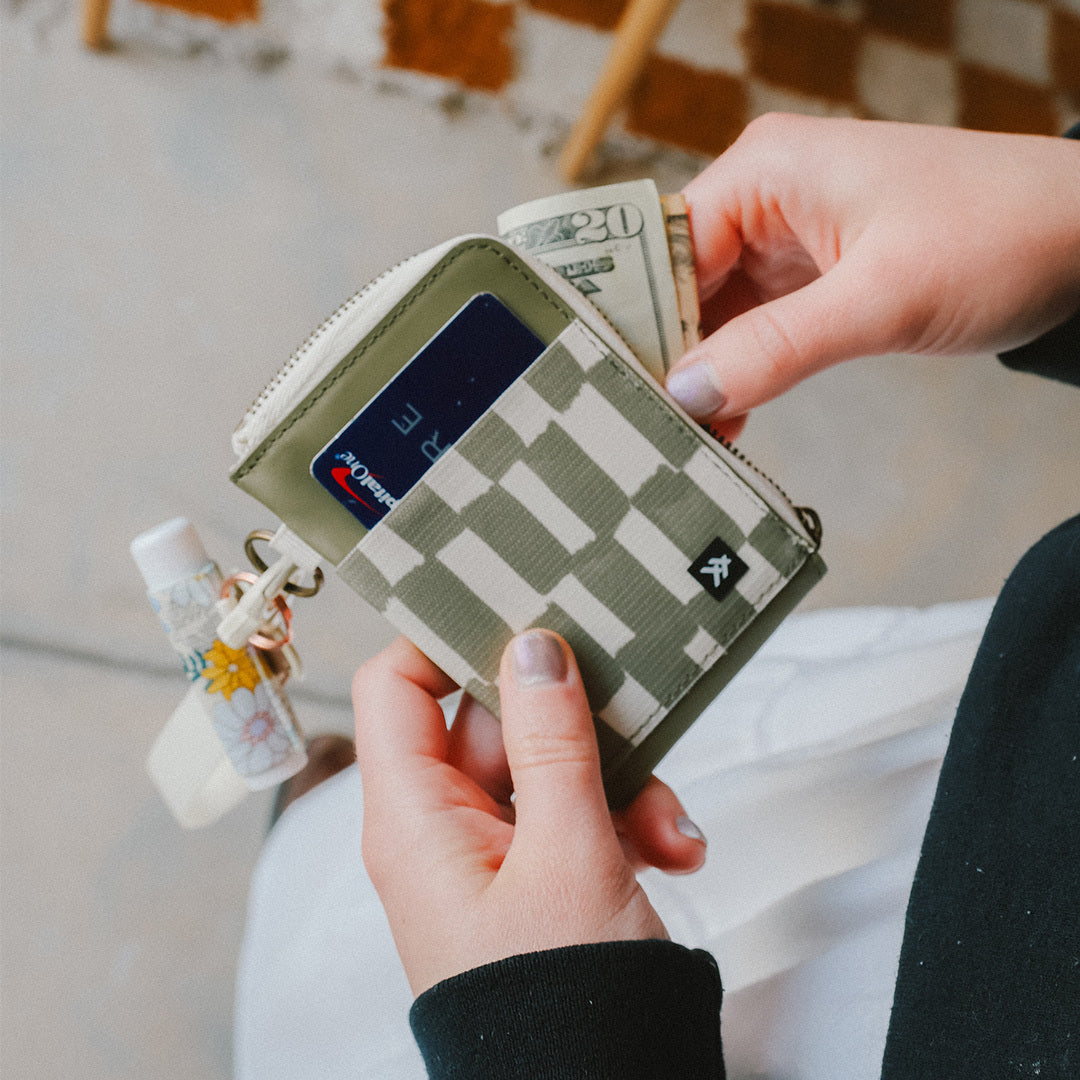 Scout | Leather Zip Wallet | For Cards, Cash, Coins, & More | Thread ...