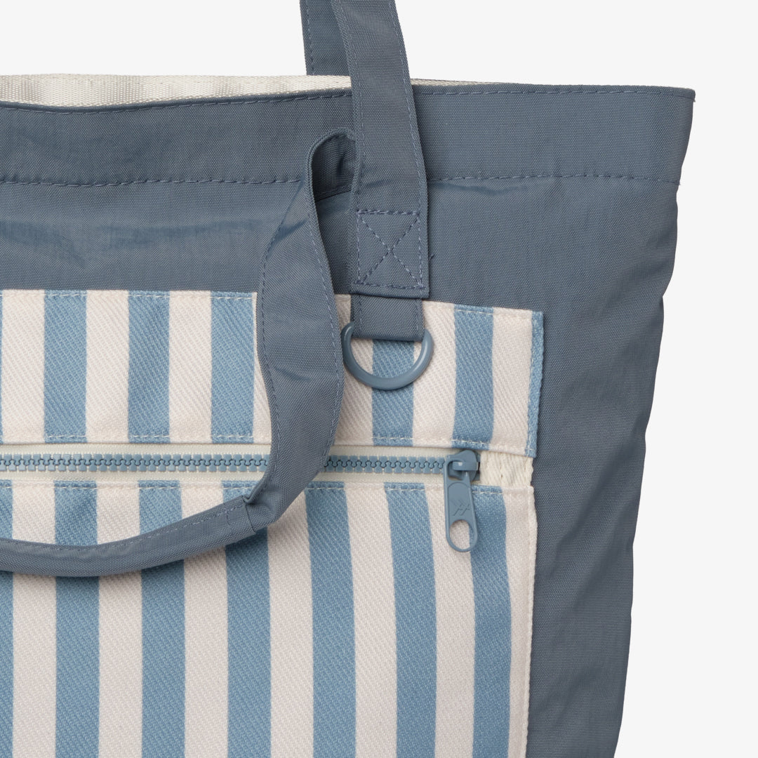 Wilson | Utility Tote Bag | Multiple Pockets & Durable Design