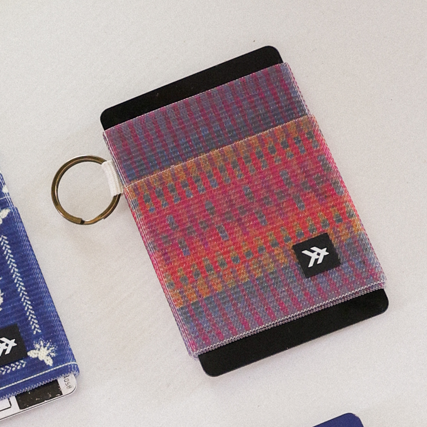 Elastic Wallet - Clara - Thread®