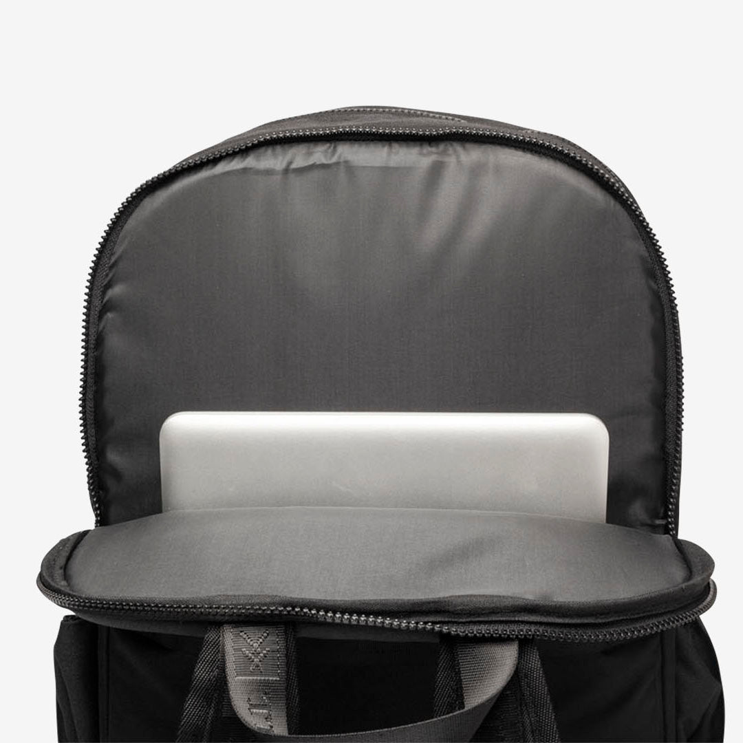 Backpack - Black - Thread®