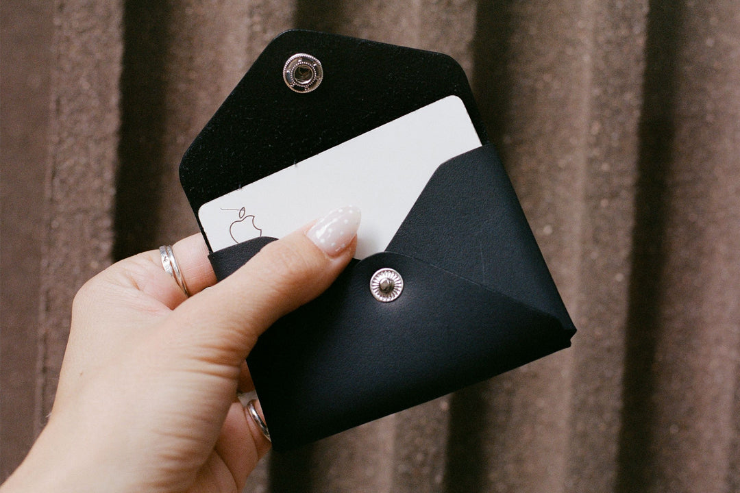 Wallet Envelop Brown | Envelope Wallet | Minimalist & Secure | Thread® · Thread®