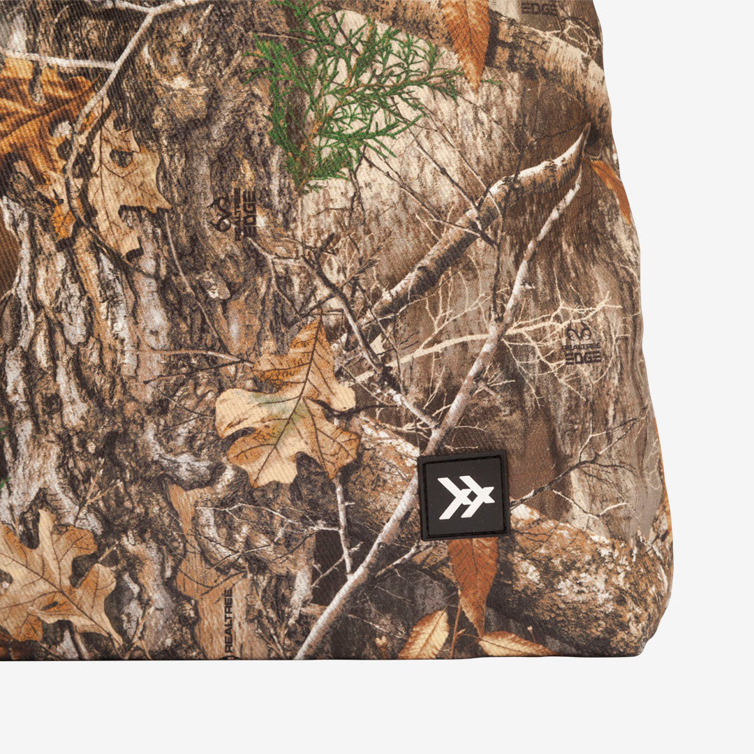 バッグ LABEL SAFETY REAL TREE CAMO TOTE MEDIUM New Era Real Tree Camo Tote Bag | PacSun