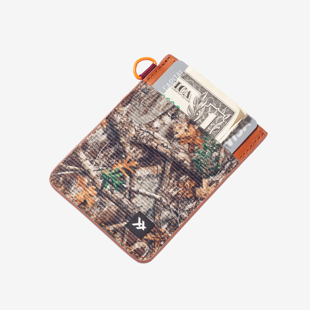 Realtree Edge | Vertical Leather Wallet | RFID-Protected Leather ...