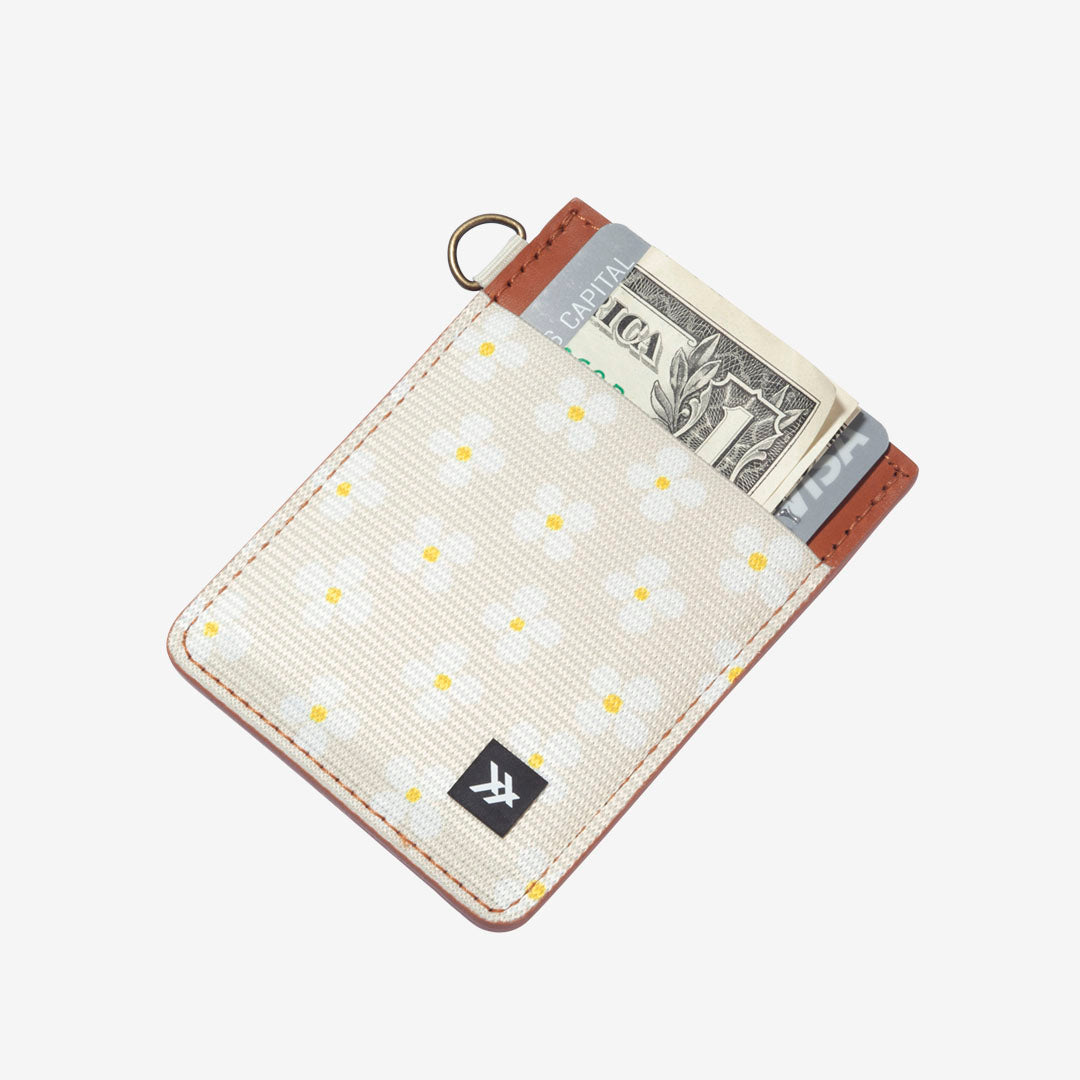 Luna Beige | Vertical Leather Wallet | RFID-Protected Leather | Thread ...