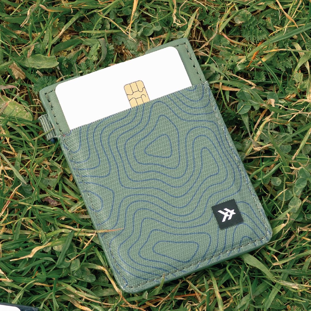 Vertical Leather Wallet - Topo - Thread®