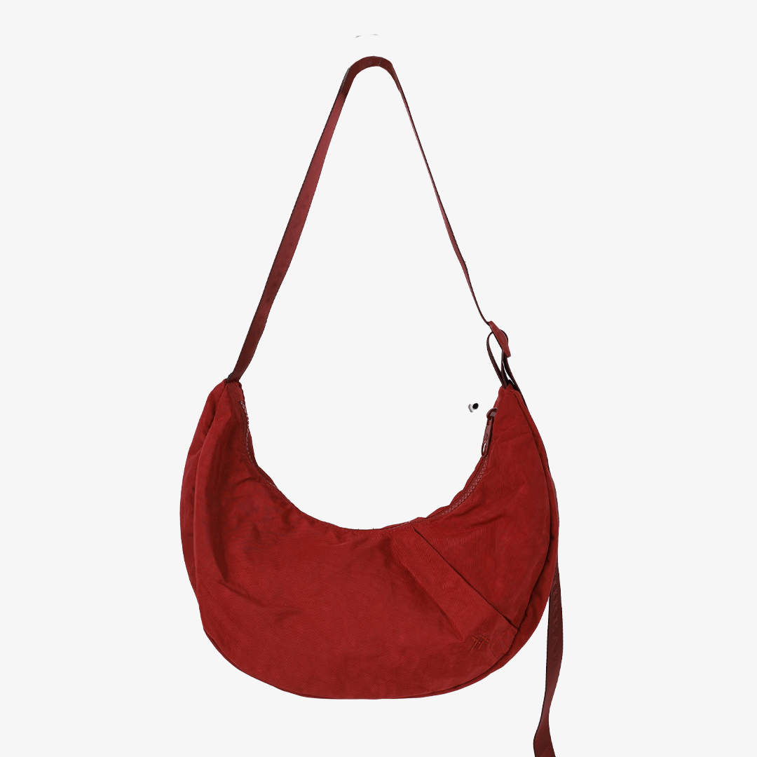 Auburn - Crescent Bag