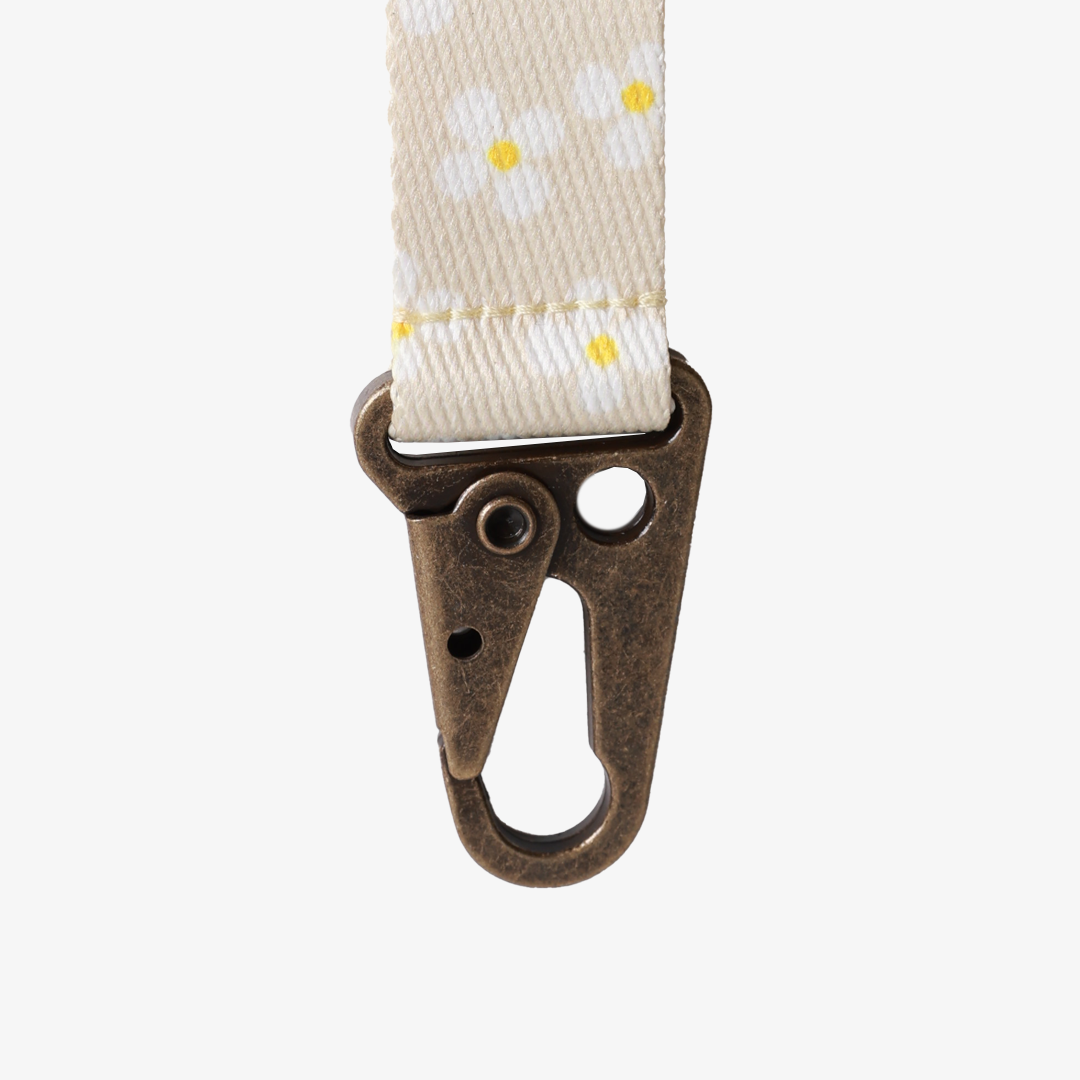 Luna Beige - Keychain Clip