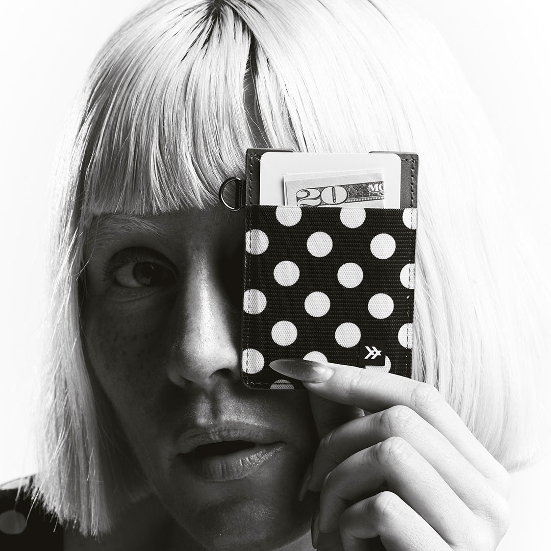 Vertical Wallet - Polka Dot - Thread®