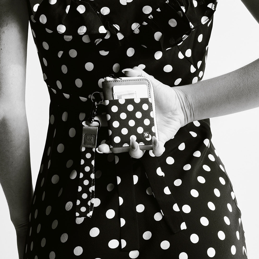 Zipper Wallet - Polka Dot - Thread®