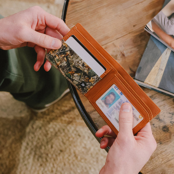 Vegan Leather Bifold Wallet - Realtree Edge - Thread®