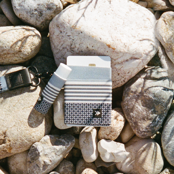 Elastic Wallet - Sanders Stone - Thread®