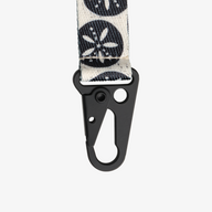 Keychain Clip - Sand Dollar Black - Thread®
