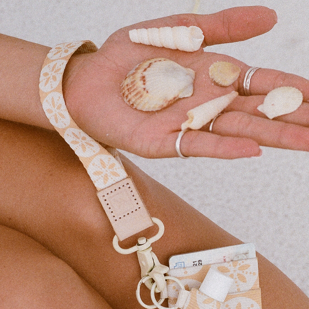 Wrist Lanyard - Sand Dollar - Thread®