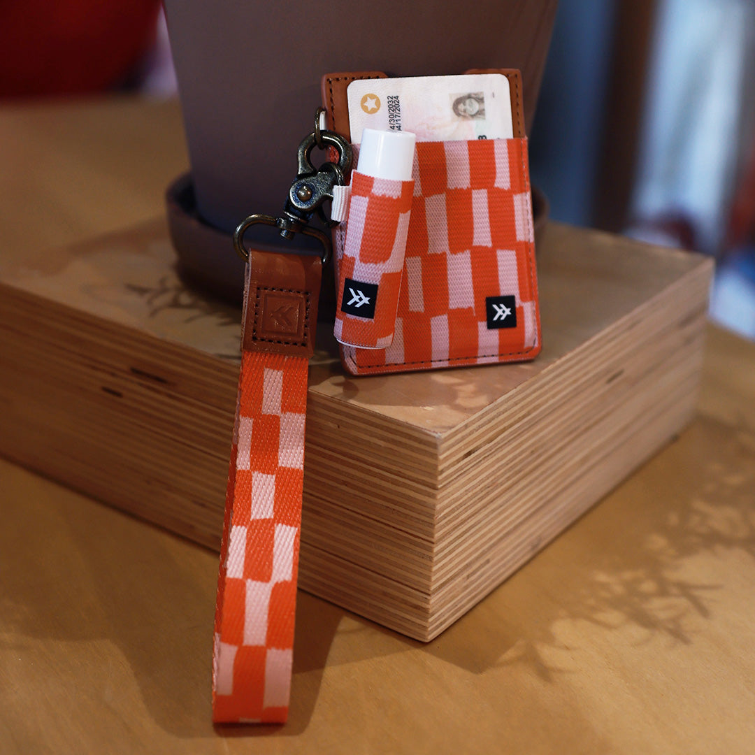 Vertical Leather Wallet Trifecta Bundle - Scout Peach - Thread®
